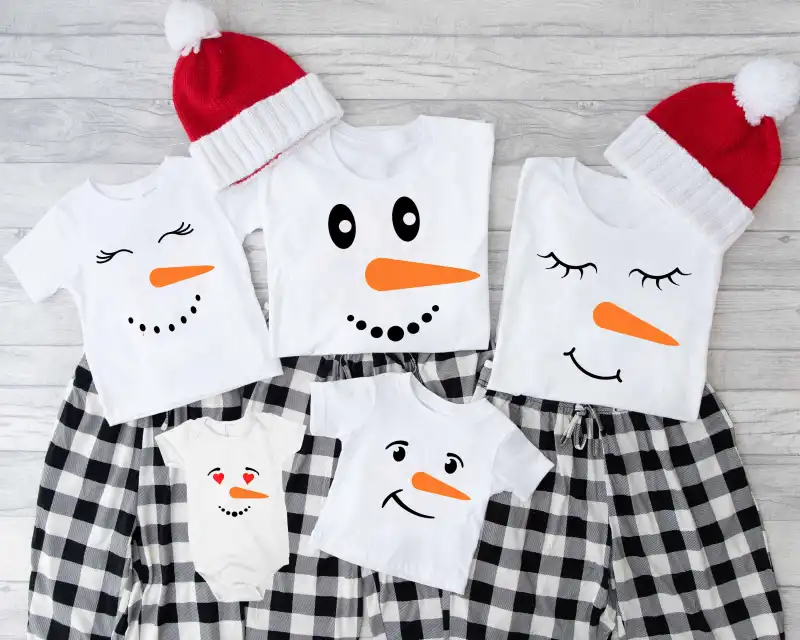 FAMILIA hombre de nieve 5 diseños png